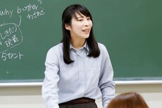 写真: 井上詩歩子　S. Inoue