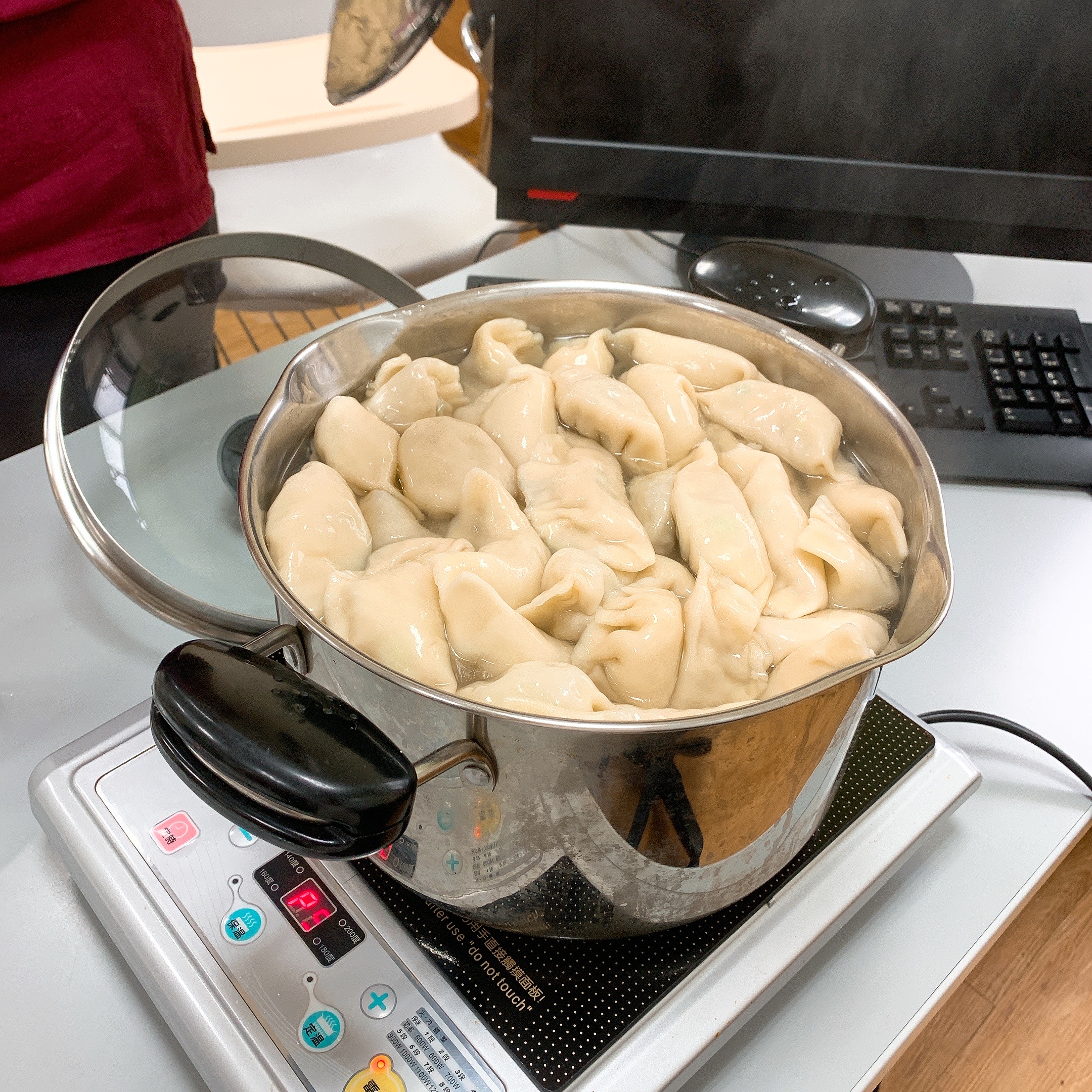 boiled gyoza_party.JPG